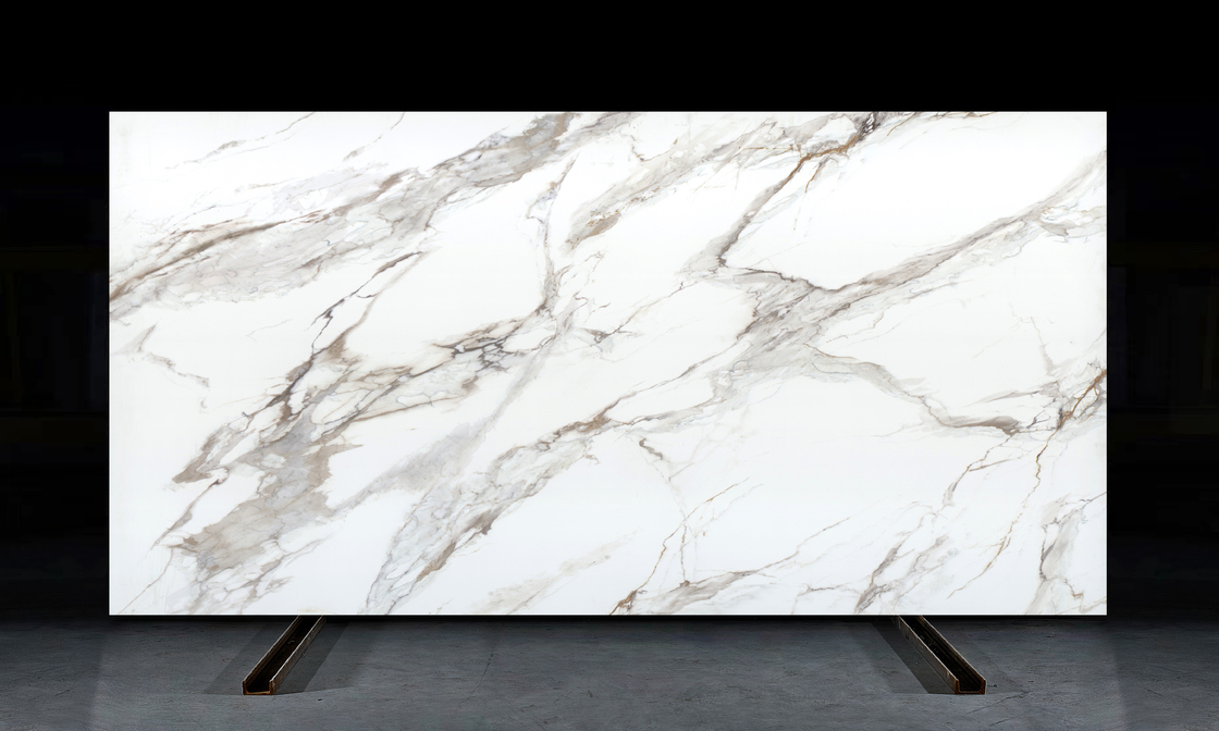 OLK1003G Calacatta Gold Новая коллекция Кварцевый камень с полной печатью под мрамор методом струйной печати высокого разрешения